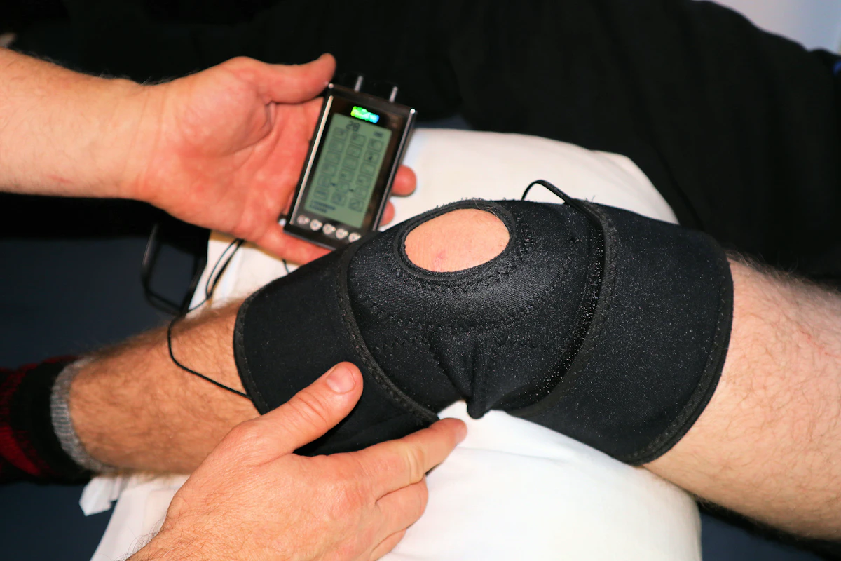 Person wearing a knee brace